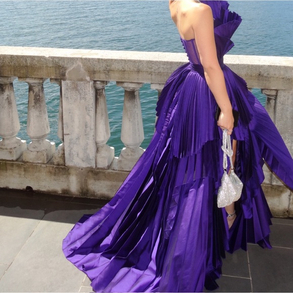 TARIK EDIZ Elegant Purple Evening Gown - Picture 7 of 7